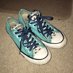 Good condition custom converse